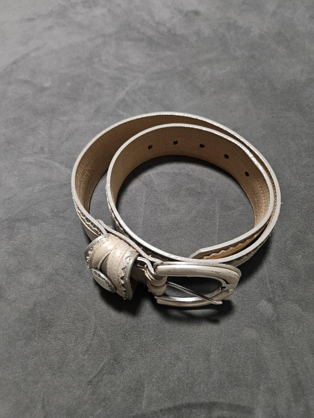 Streets Ahead Ivory Leather Belt with Decorative Silver Buckle